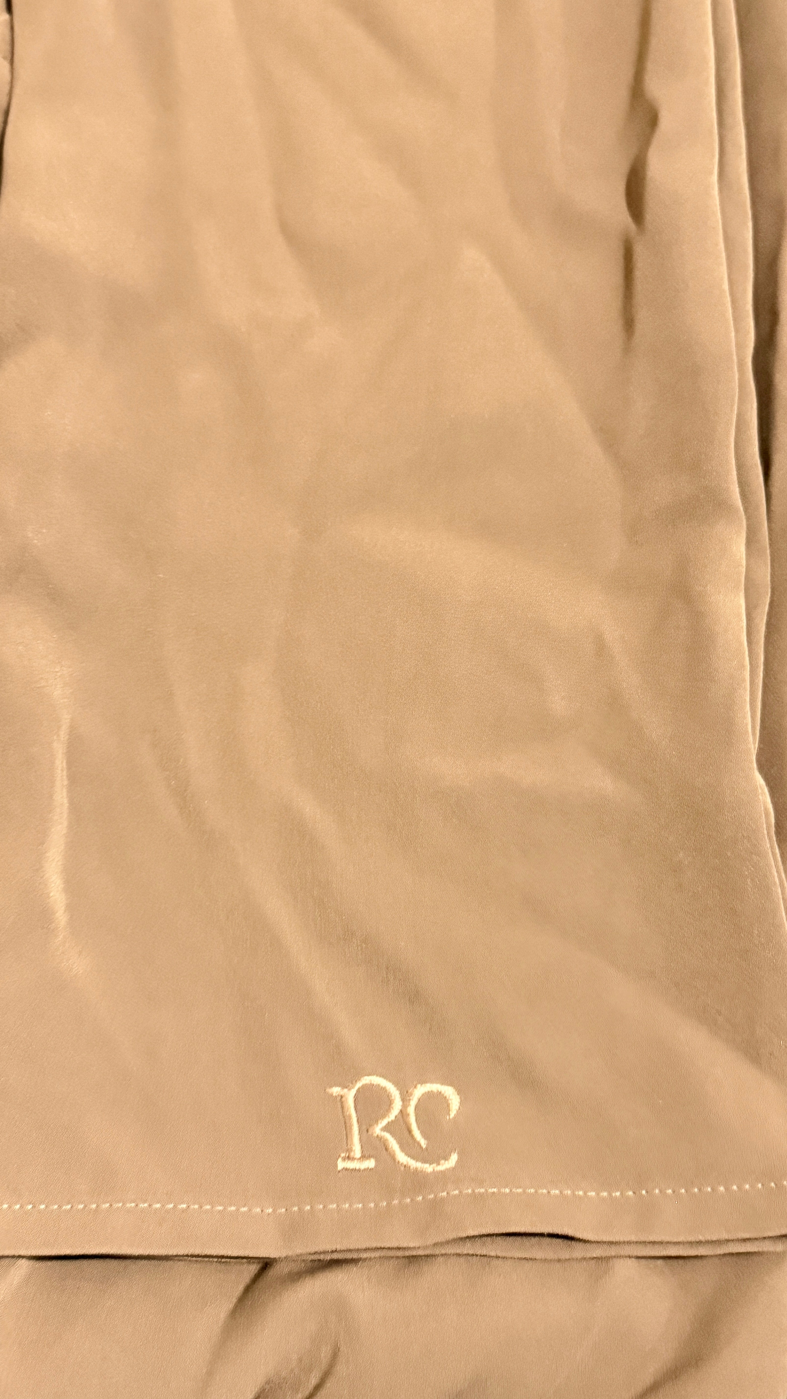 Grey essentials Archive