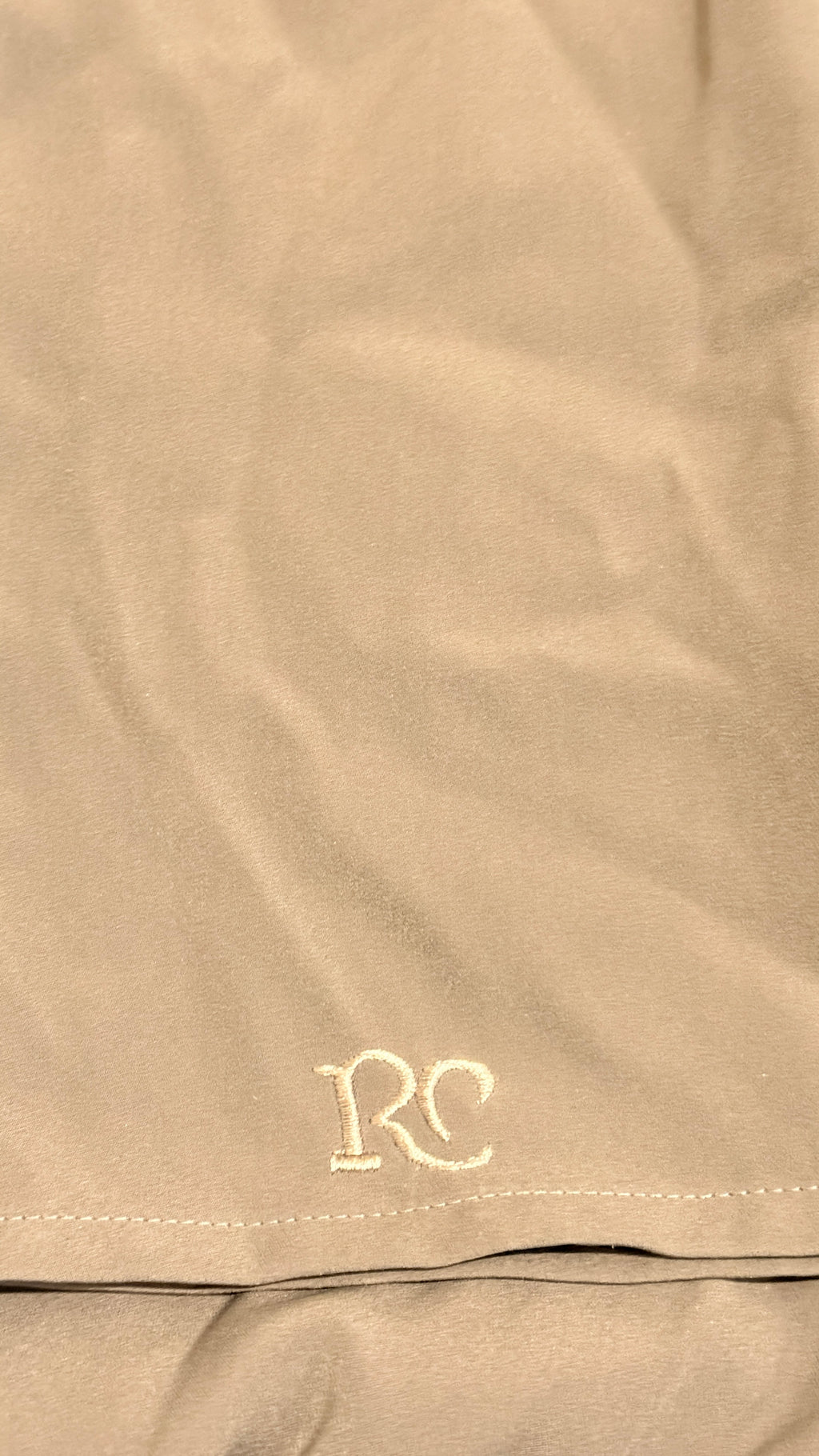 Grey essentials Archive